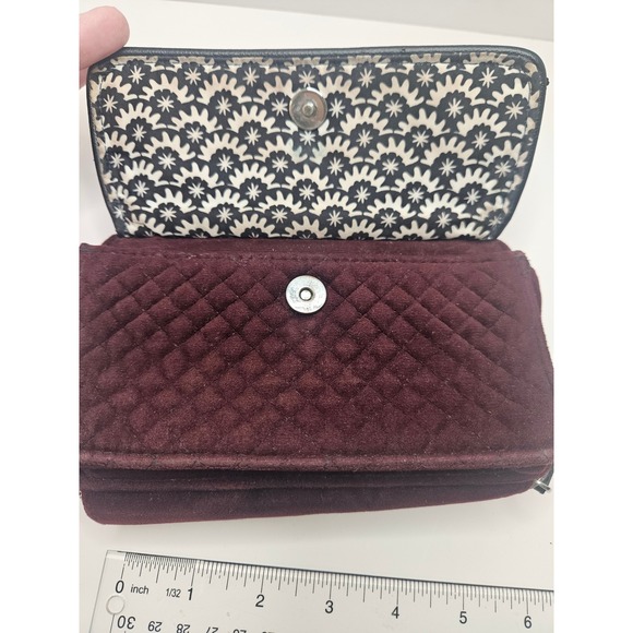 Vera Bradley Quilted Velour Burgundy Wristlet Clutch Wallet Organizer - Picture 8 of 10
